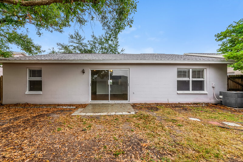 1,805/Mo, 119 Lookout Dr Apollo Beach, FL 33572 Rear View