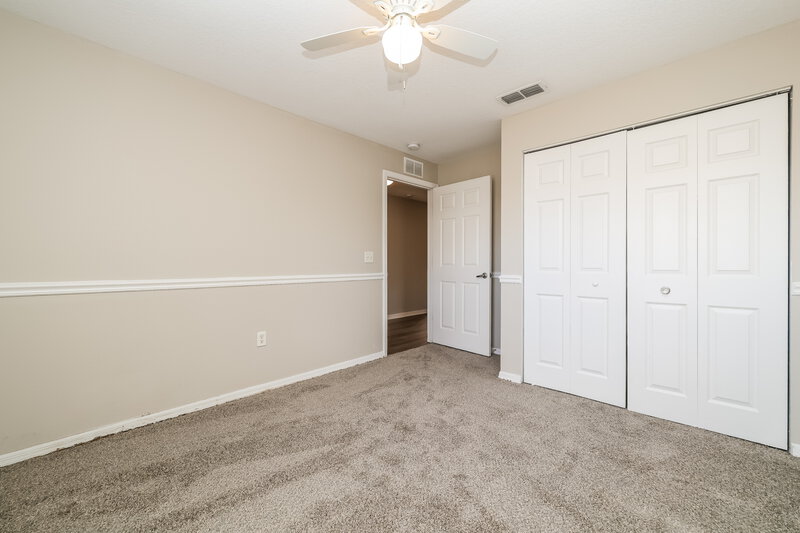 2,100/Mo, 1501 21st St SE Ruskin, FL 33570 Bedroom View