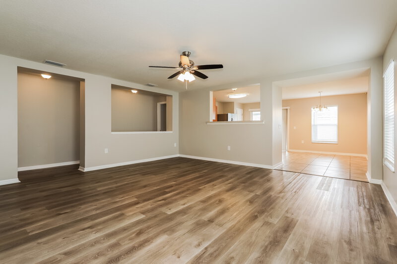 3,720/Mo, 10510 Goshawk Pl Riverview, FL 33578 Living Room View