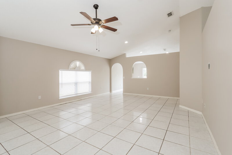 1,940/Mo, 30539 Birdhouse Dr Wesley Chapel, FL 33545 Living Room View 2