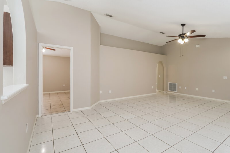 1,940/Mo, 30539 Birdhouse Dr Wesley Chapel, FL 33545 Living Room View 4
