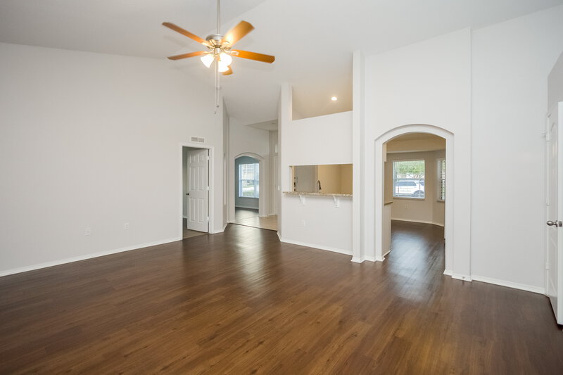 2,070/Mo, 5025 Yellowtop Loop Lakeland, FL 33811 Living Room View