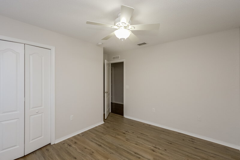 2,070/Mo, 5025 Yellowtop Loop Lakeland, FL 33811 Bedroom View 2