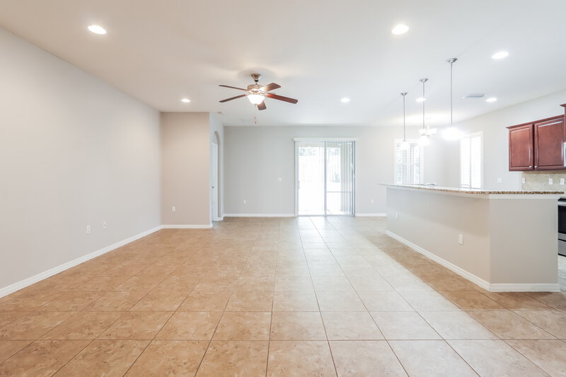 2,090/Mo, 6353 Twin Bridges Dr Zephyrhills, FL 33541 Living Room View