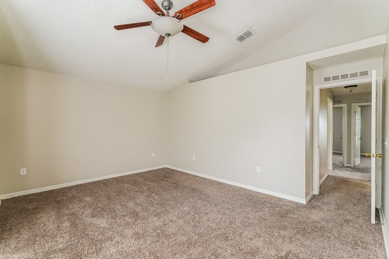 2,480/Mo, 13706 Gentle Woods Ave Riverview, FL 33569 Bedroom View 2