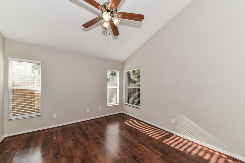 3,320/Mo, 1710 Scotch Pine Dr Brandon, FL 33511 Main Bedroom View