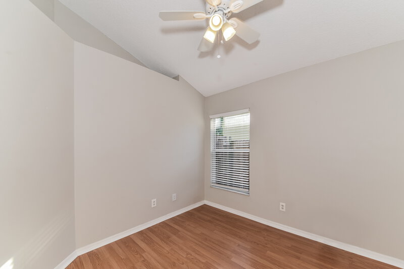 3,320/Mo, 1710 Scotch Pine Dr Brandon, FL 33511 Bedroom View 2