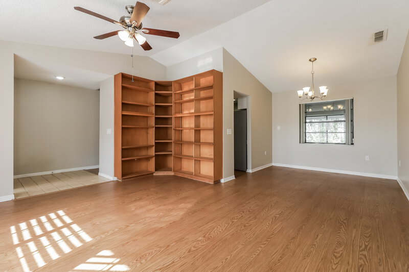 2,030/Mo, 8533 Gum Tree Ave New Port Richey, FL 34653 Living Room View