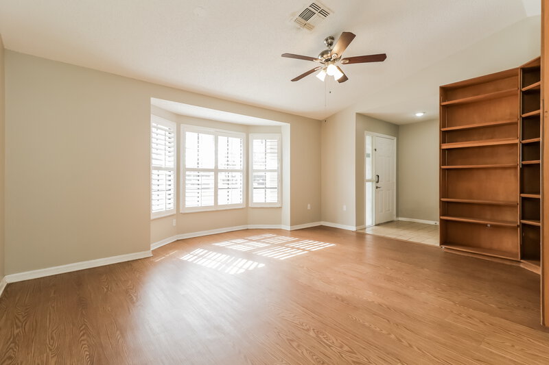 2,030/Mo, 8533 Gum Tree Ave New Port Richey, FL 34653 Living Room View 2