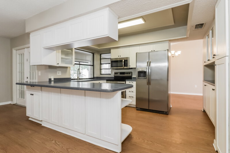 2,030/Mo, 8533 Gum Tree Ave New Port Richey, FL 34653 Kitchen View