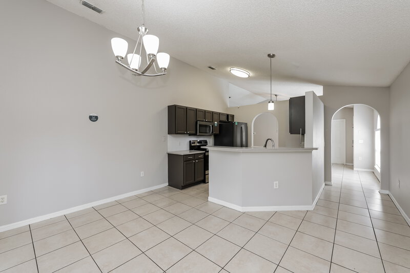 1,905/Mo, 6241 Perdita Court Wesley Chapel, FL 33545 Dining Room View 2