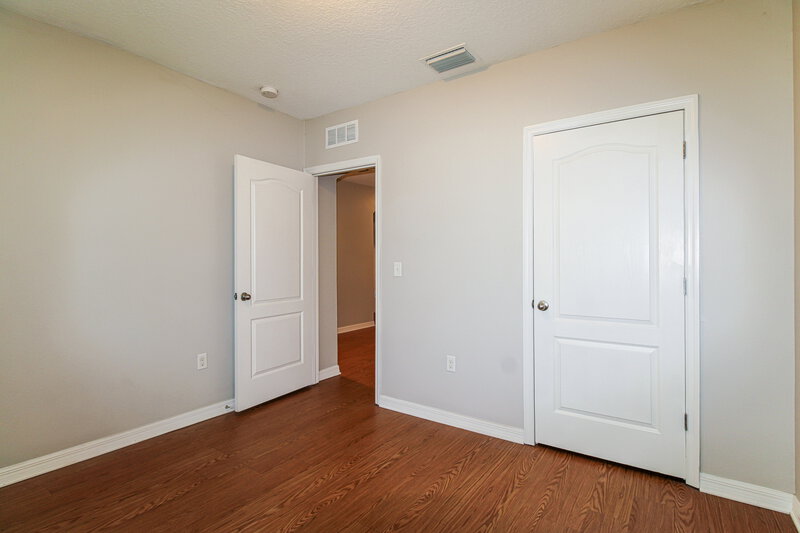 1,945/Mo, 586 Hartford Heights St Spring Hill, FL 34609 Bedroom View