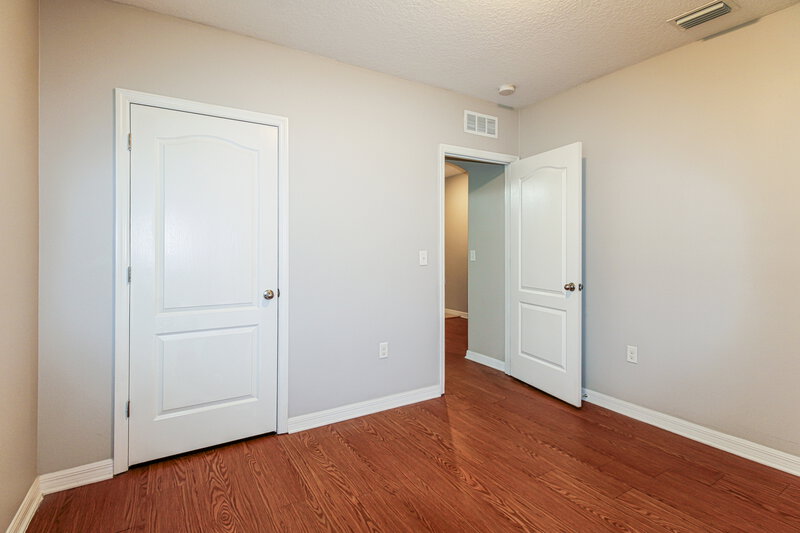 1,945/Mo, 586 Hartford Heights St Spring Hill, FL 34609 Bedroom View 2