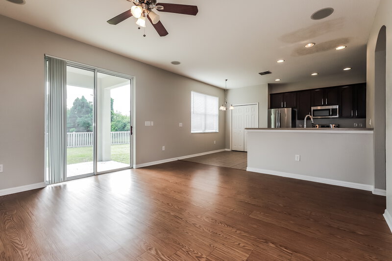 2,335/Mo, 1119 Windton Oak Dr Ruskin, FL 33570 Misc View 2