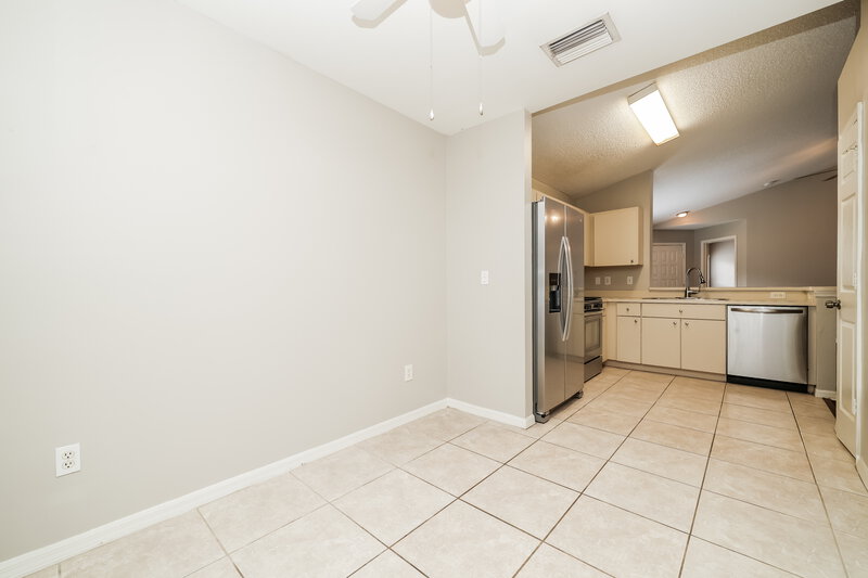 2,160/Mo, 6713 Summer Cove Dr Riverview, FL 33578 Breakfast Nook View