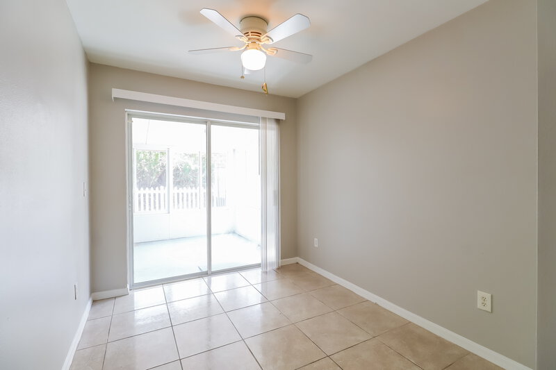 2,135/Mo, 6713 Summer Cove Dr Riverview, FL 33578 Breakfast Nook View
