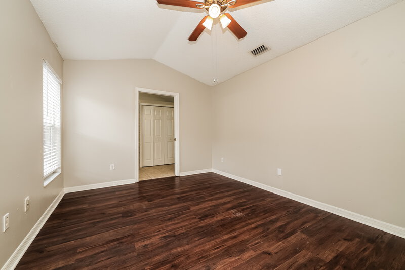 2,160/Mo, 6713 Summer Cove Dr Riverview, FL 33578 Main Bedroom View