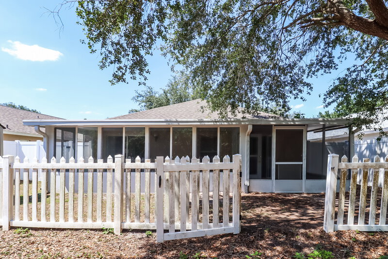 2,135/Mo, 6713 Summer Cove Dr Riverview, FL 33578 Rear View