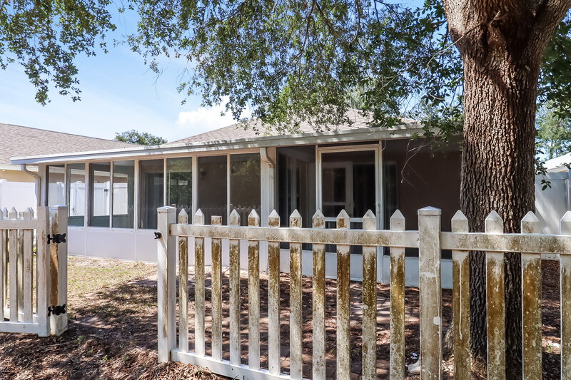 2,135/Mo, 6713 Summer Cove Dr Riverview, FL 33578 Rear View 2