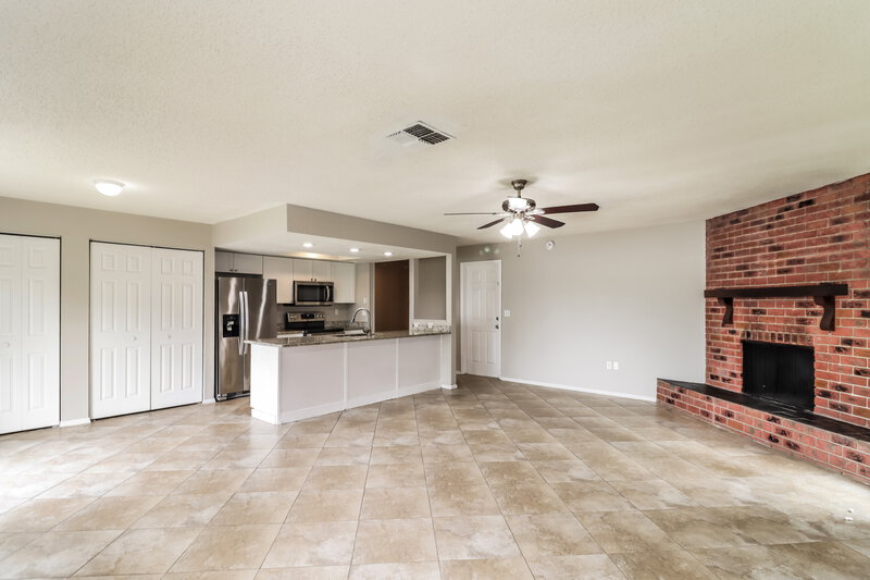 2,350/Mo, 4839 Cypress Tree Dr Tampa, FL 33624 Living Room View