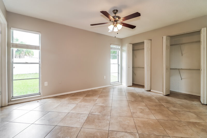 2,350/Mo, 4839 Cypress Tree Dr Tampa, FL 33624 Main Bedroom View