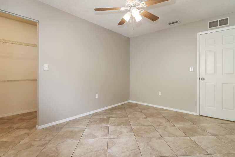 2,350/Mo, 4839 Cypress Tree Dr Tampa, FL 33624 Bedroom View 3