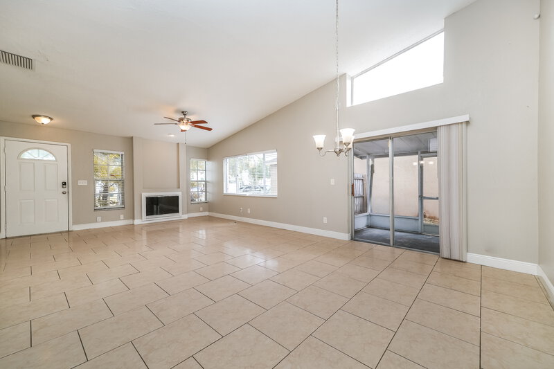 2,235/Mo, 11105 Cherrywood Ln Riverview, FL 33579 Dining Room View