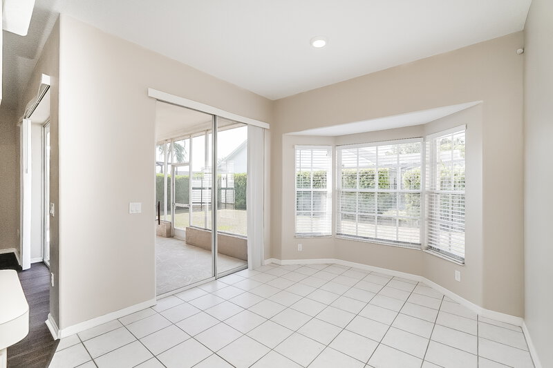 2,265/Mo, 8712 Cypress Lakes Blvd New Port Richey, FL 34653 Breakfast Nook View