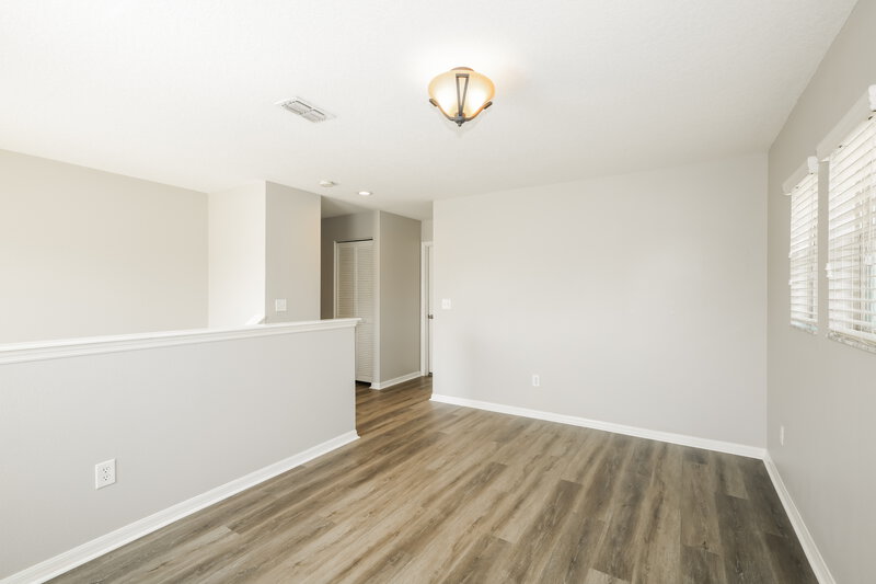 2,450/Mo, 18906 Parapet Pl Land O Lakes, FL 34638 Loft View