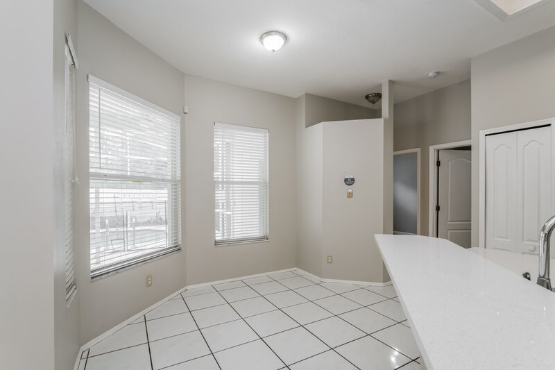 2,550/Mo, 1540 Clearglades Dr Wesley Chapel, FL 33543 Main Bathroom View 2
