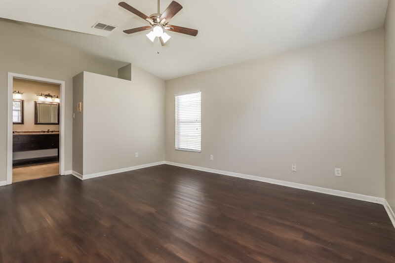 3,980/Mo, 1521 Vernon Ct Brandon, FL 33511 Main Bedroom View 2