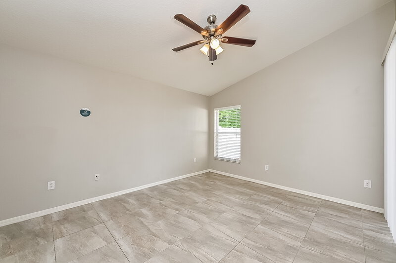 3,780/Mo, 12903 Lake Vista Drive Gibsonton, FL 33534 Main Bedroom View