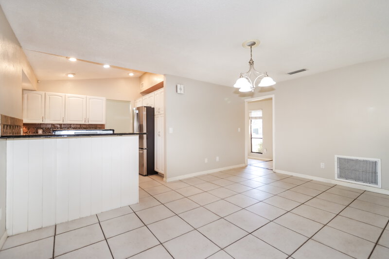 2,310/Mo, 5503 Bluejay Ln Tampa, FL 33625 Dining Room View 2