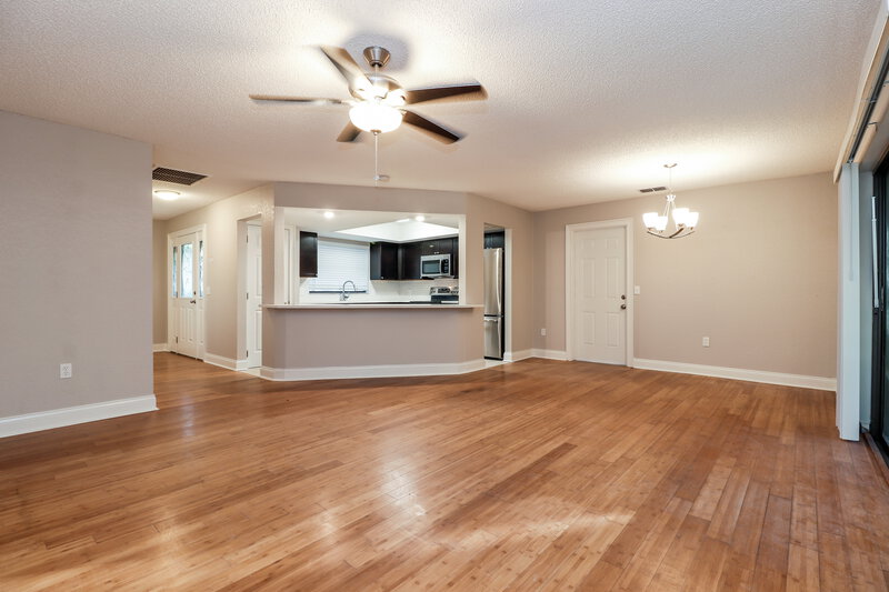 1,880/Mo, 3748 SAPPHIRE LN Mulberry, FL 33860 Living Room View