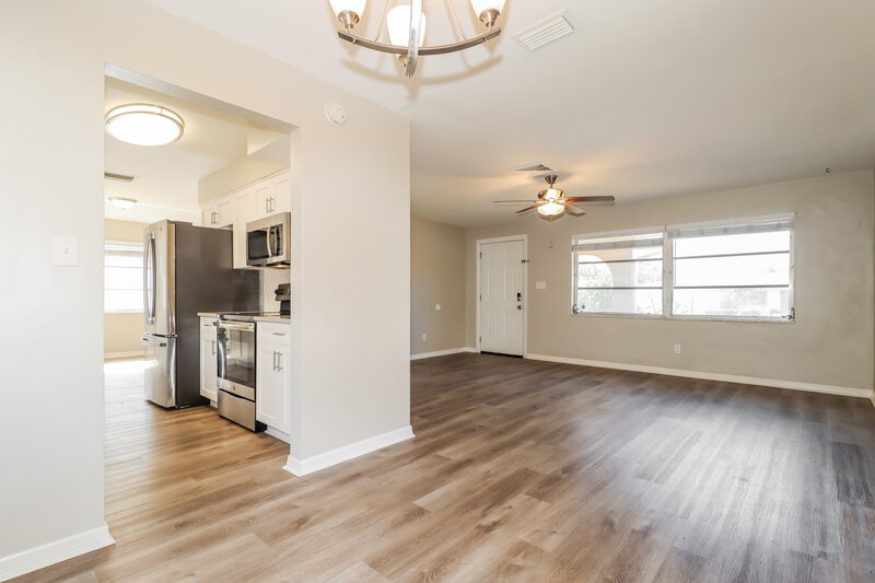 2,245/Mo, 2319 Surrey Ln Clearwater, FL 33763 Dining Room View