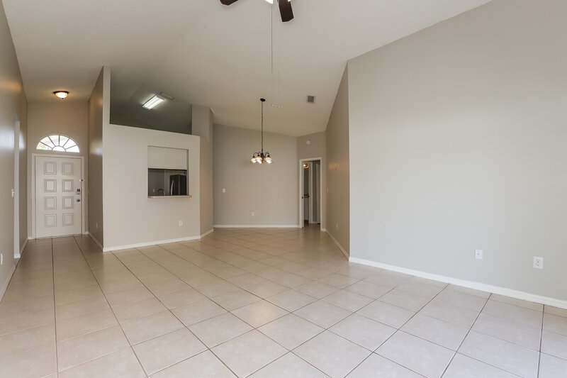 2,280/Mo, 1307 Ocean Reef Road Wesley Chapel, FL 33544 Living Room View 2