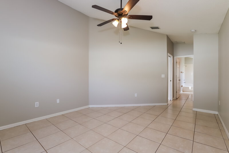 2,280/Mo, 1307 Ocean Reef Road Wesley Chapel, FL 33544 Main Bedroom View