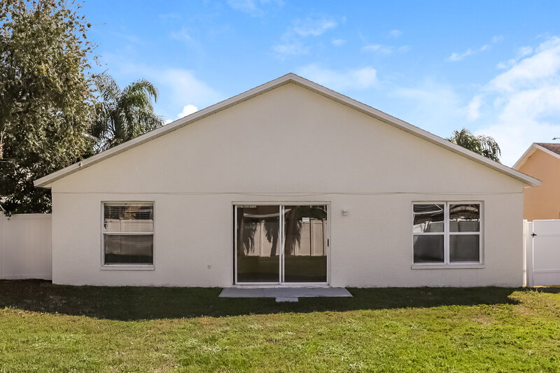 2,280/Mo, 1307 Ocean Reef Road Wesley Chapel, FL 33544 Rear View