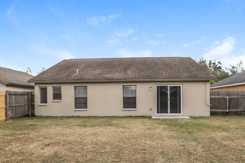 2,100/Mo, 1306 Keel Place Valrico, FL 33594 Rear View