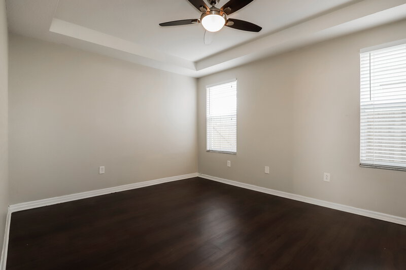 2,330/Mo, 417 Maple Pointe Dr Seffner, FL 33584 Main Bedroom View