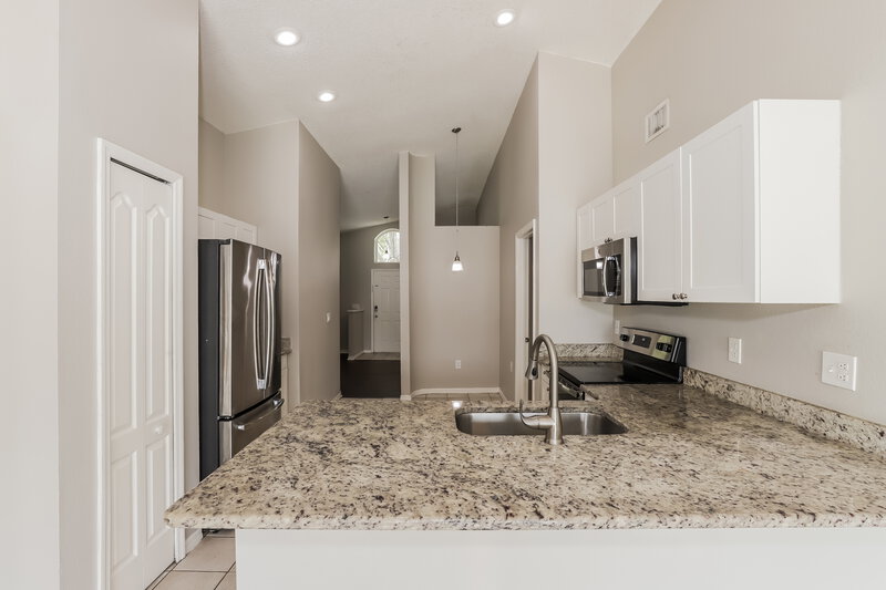 2,260/Mo, 411 Sonoma Drive Valrico, FL 33594 Misc View 3