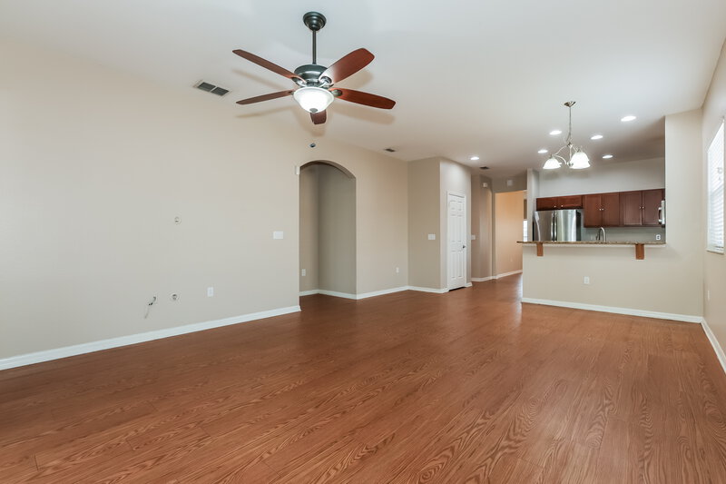 2,180/Mo, 3672 Barred Owl Rd Lakeland, FL 33811 Family Room View 2