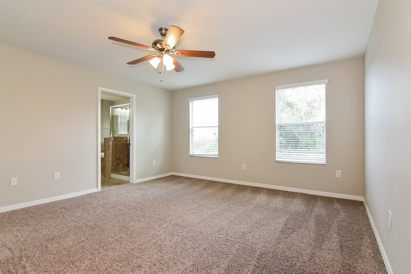 2,600/Mo, 2116 Richwood Pike Drive Ruskin, FL 33570 Master Bedroom View