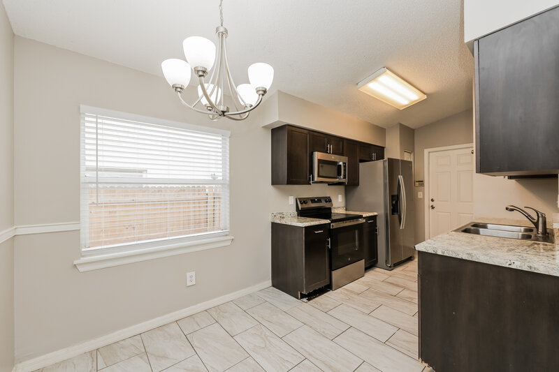 1,965/Mo, 1449 Mohrlake Dr Brandon, FL 33511 Dining Room View