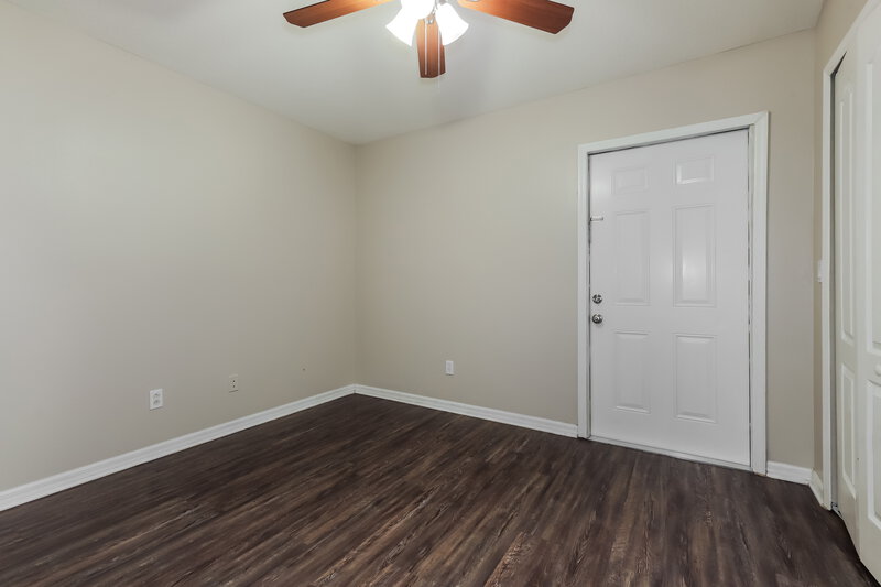 2,010/Mo, 1720 Mosaic Forest Drive Seffner, FL 33584 Living Room View 3