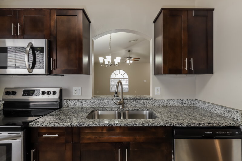 2,010/Mo, 1720 Mosaic Forest Drive Seffner, FL 33584 Kitchen View 2