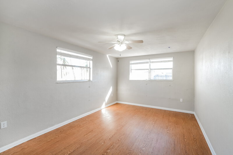 2,130/Mo, 4308 Chipmunk Drive New Port Richey, FL 34653 Bedroom View