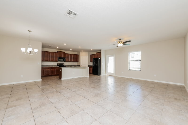 2,350/Mo, 13903 Arbor Pines Dr Riverview, FL 33579 Dining Room View