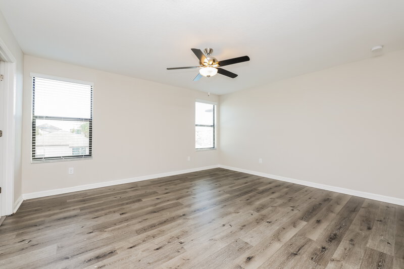 2,350/Mo, 13903 Arbor Pines Dr Riverview, FL 33579 Main Bedroom View