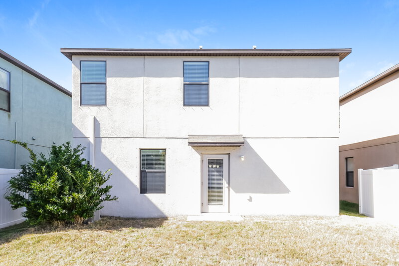 2,350/Mo, 13903 Arbor Pines Dr Riverview, FL 33579 Rear View